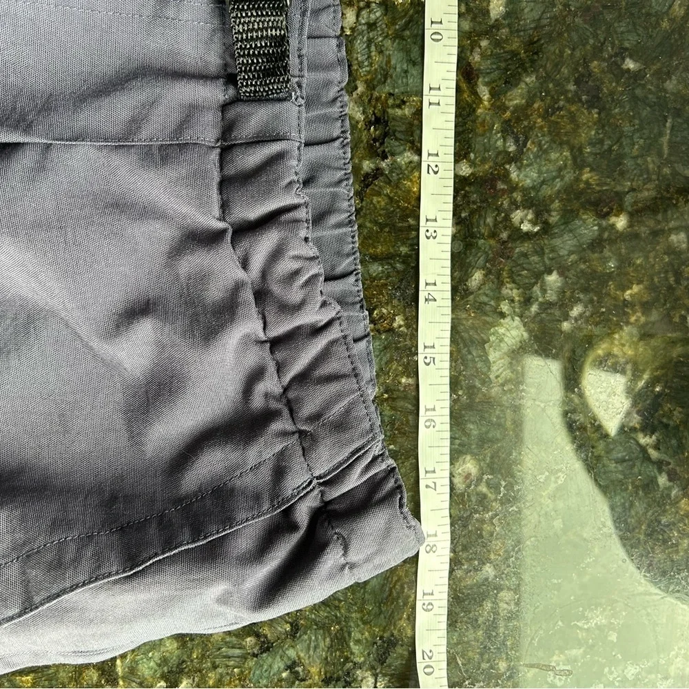 OuterSport men’s zip off hiking cargo pants. Elastic waist w belt. Nylon. Cargo - Picture 9 of 13